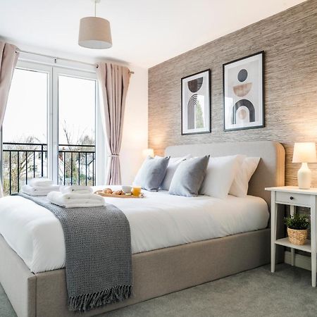 Cozy 3 Bedroom Terrace Cottage In エプソム エクステリア 写真